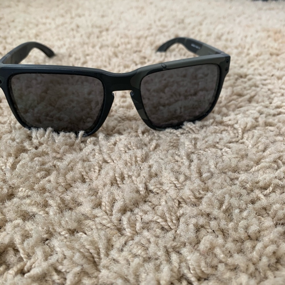 Holbrook Oakleys